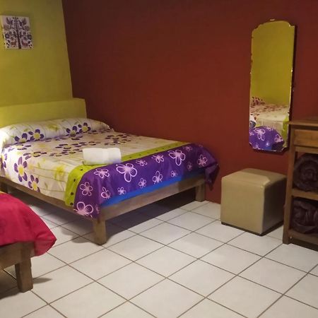 Casa Cantares Γκουαναχουάτο Εξωτερικό φωτογραφία